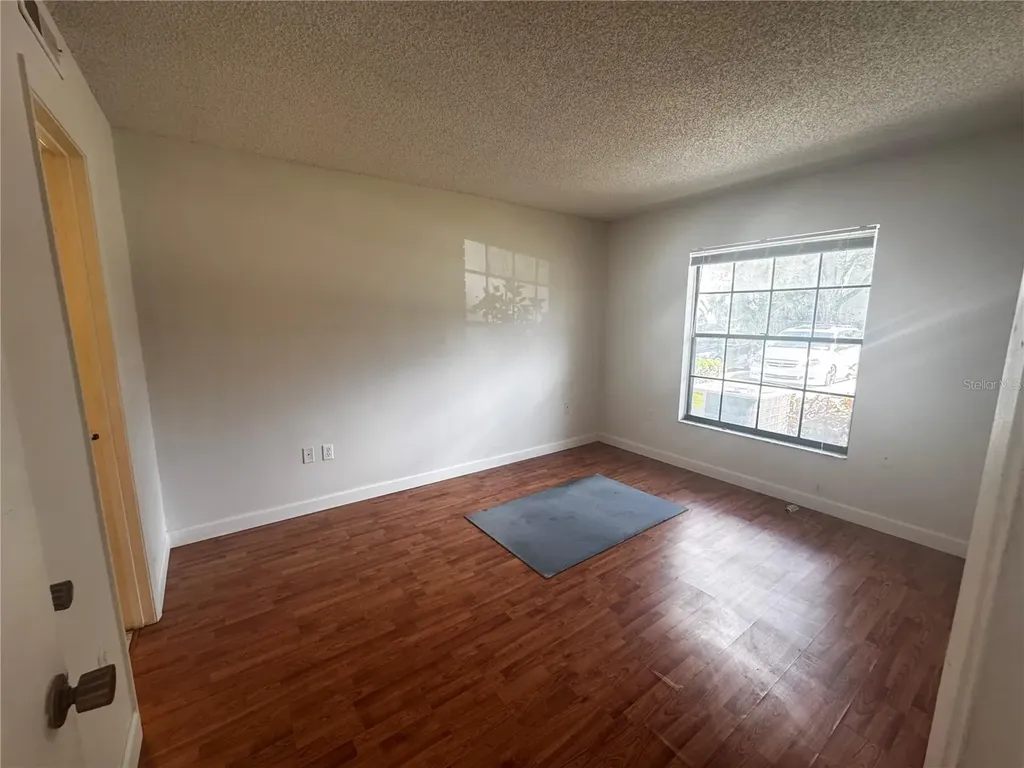 5917 Village Circle Orlando FL 32822