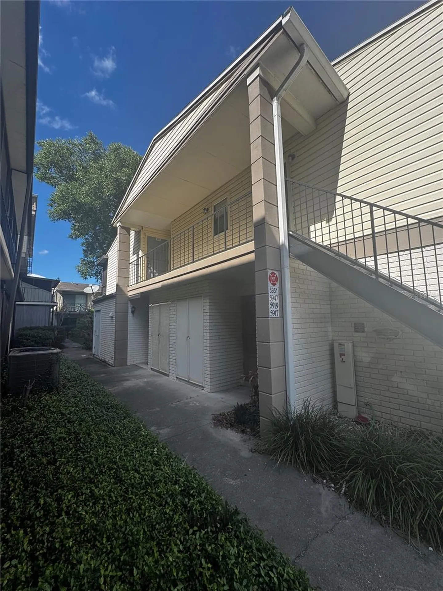 5917 Village Circle Orlando FL 32822