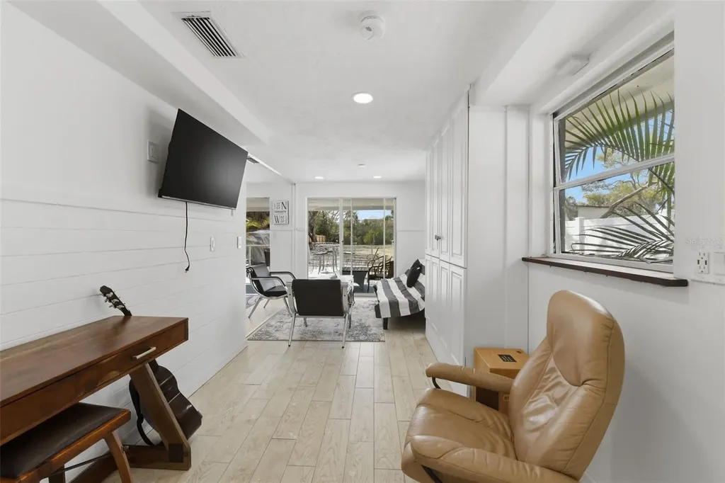 8456 Midnight Pass Road Sarasota FL 34242