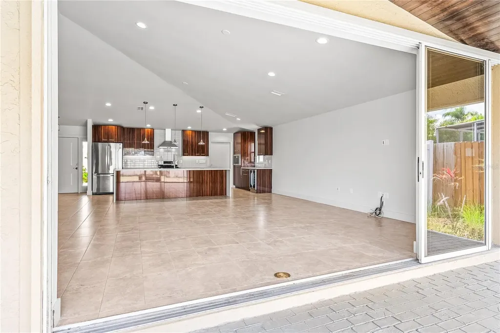 3454 Yonge Avenue Sarasota FL 34235