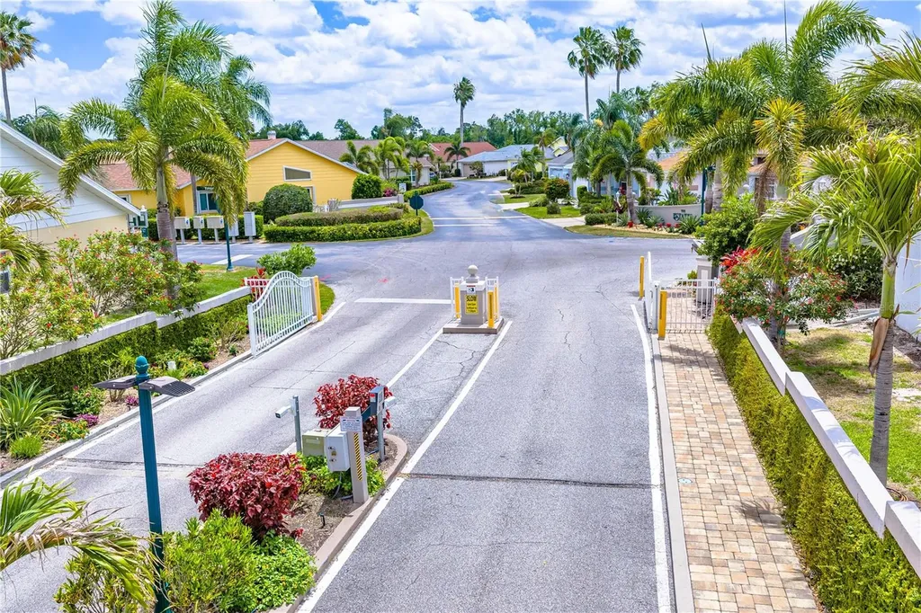 3454 Yonge Avenue Sarasota FL 34235