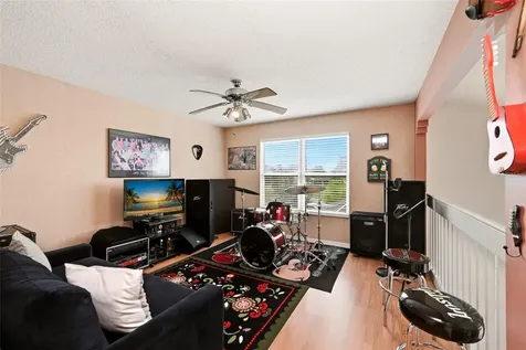 8412 Fort Thomas Way Orlando FL 32822