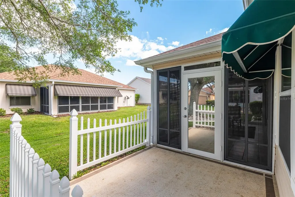 17617 SE 80th Altamaha Court The Villages FL 32162