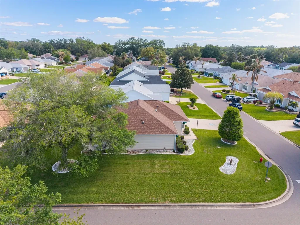 17617 SE 80th Altamaha Court The Villages FL 32162
