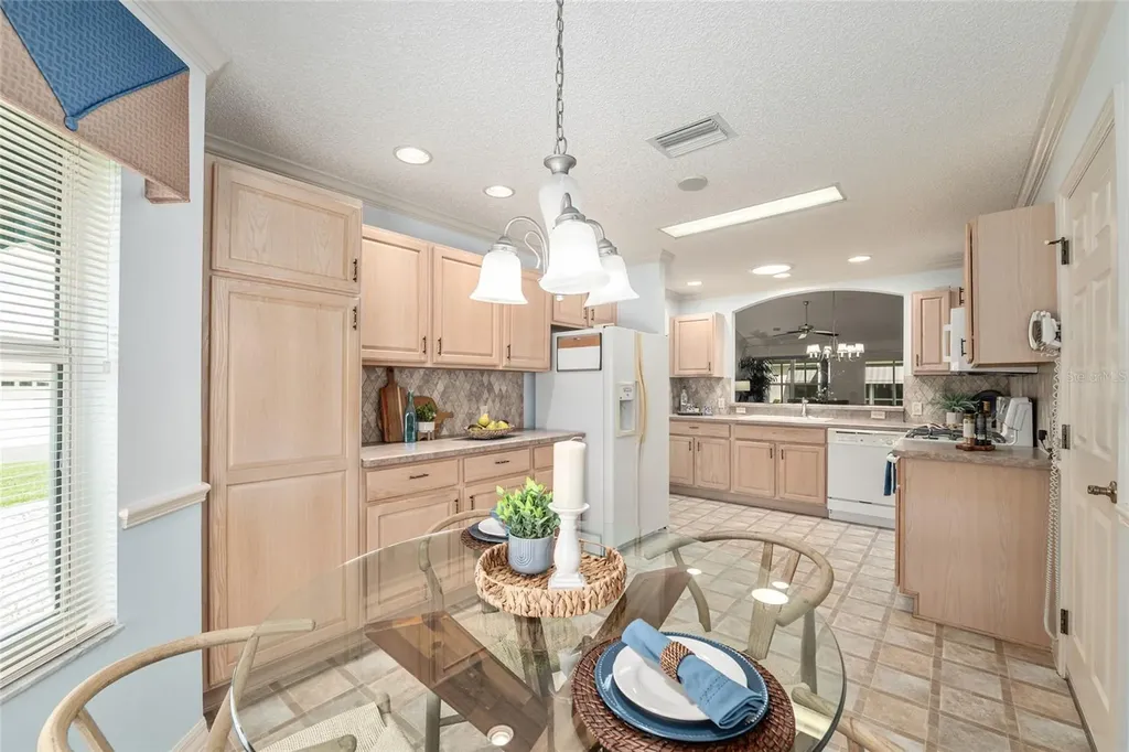 17617 SE 80th Altamaha Court The Villages FL 32162