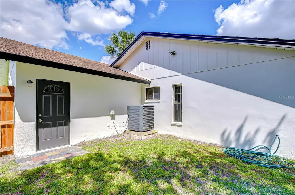 14902 Southfork Drive Tampa FL 33624