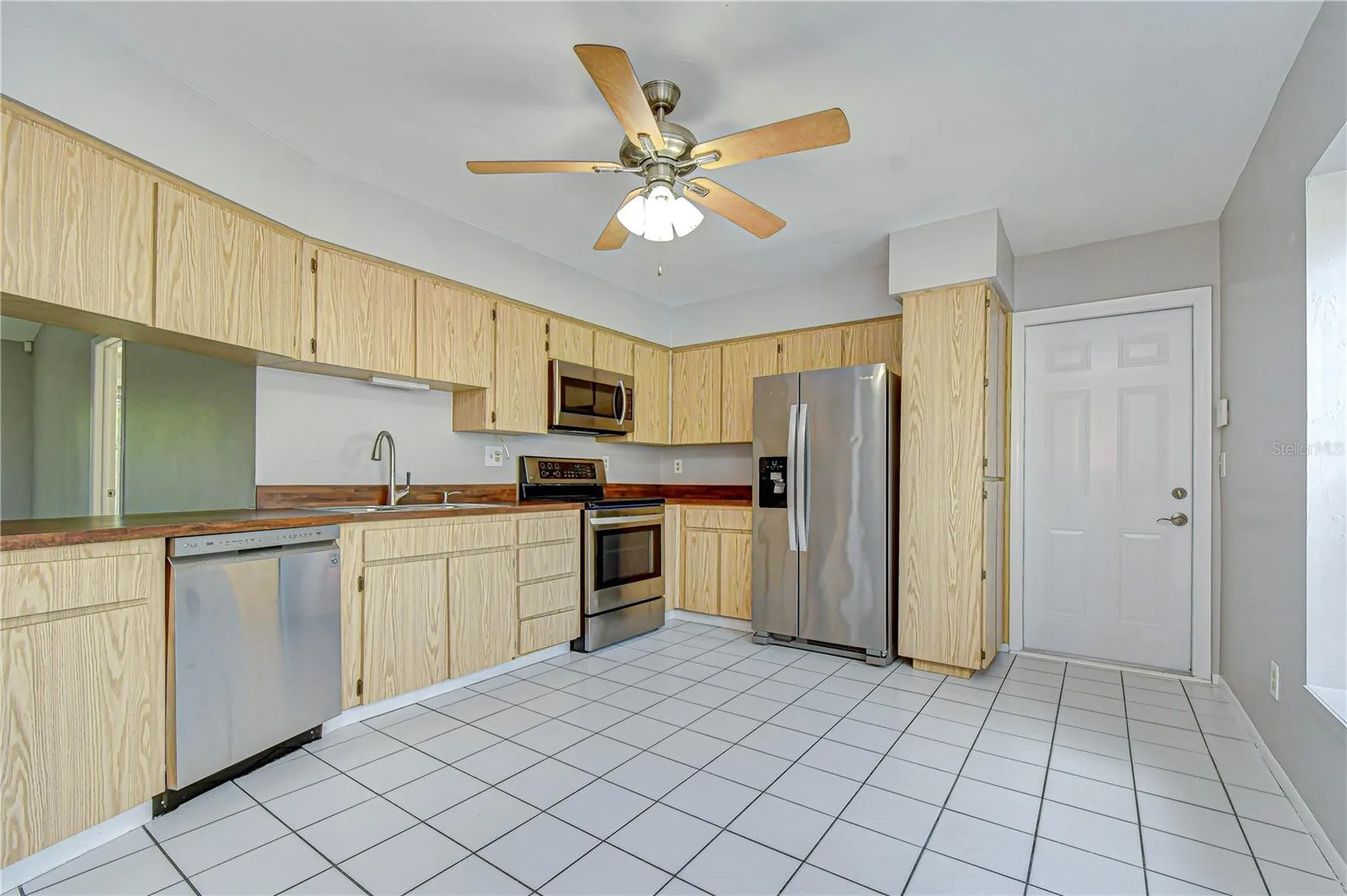 14902 Southfork Drive Tampa FL 33624