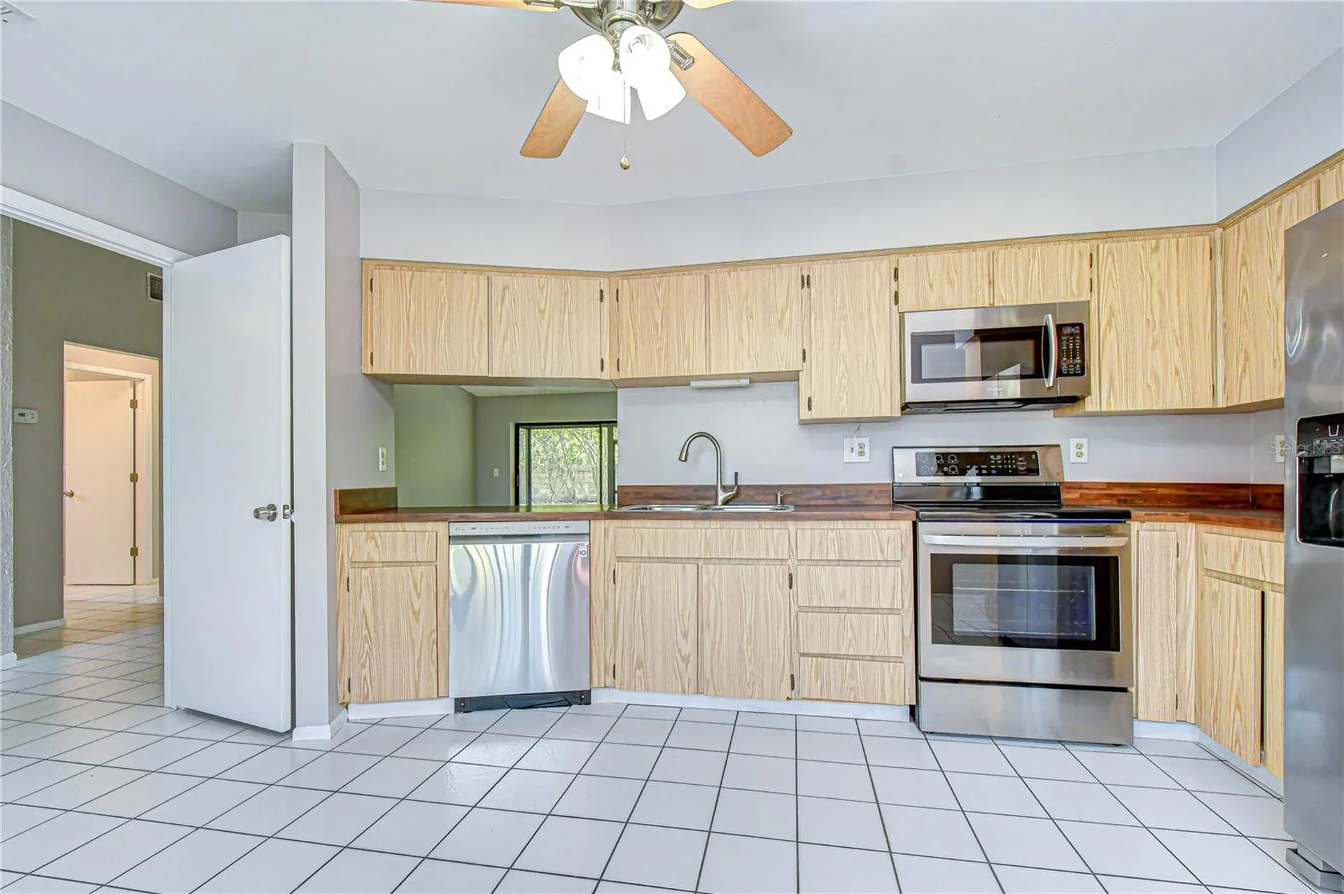14902 Southfork Drive Tampa FL 33624
