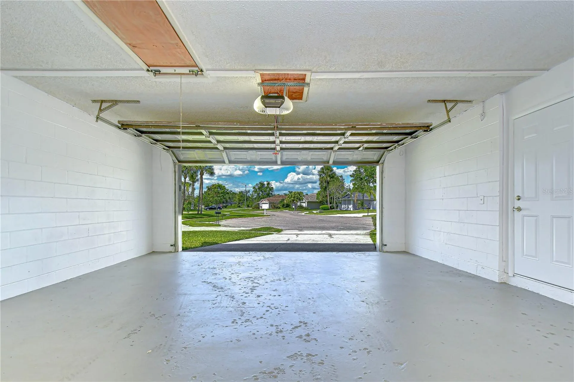 14902 Southfork Drive Tampa FL 33624