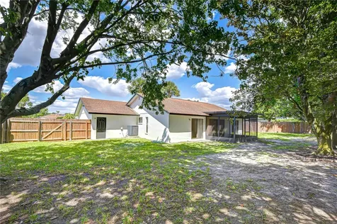 14902 Southfork Drive Tampa FL 33624