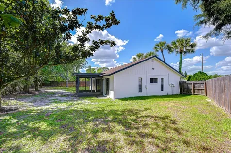 14902 Southfork Drive Tampa FL 33624
