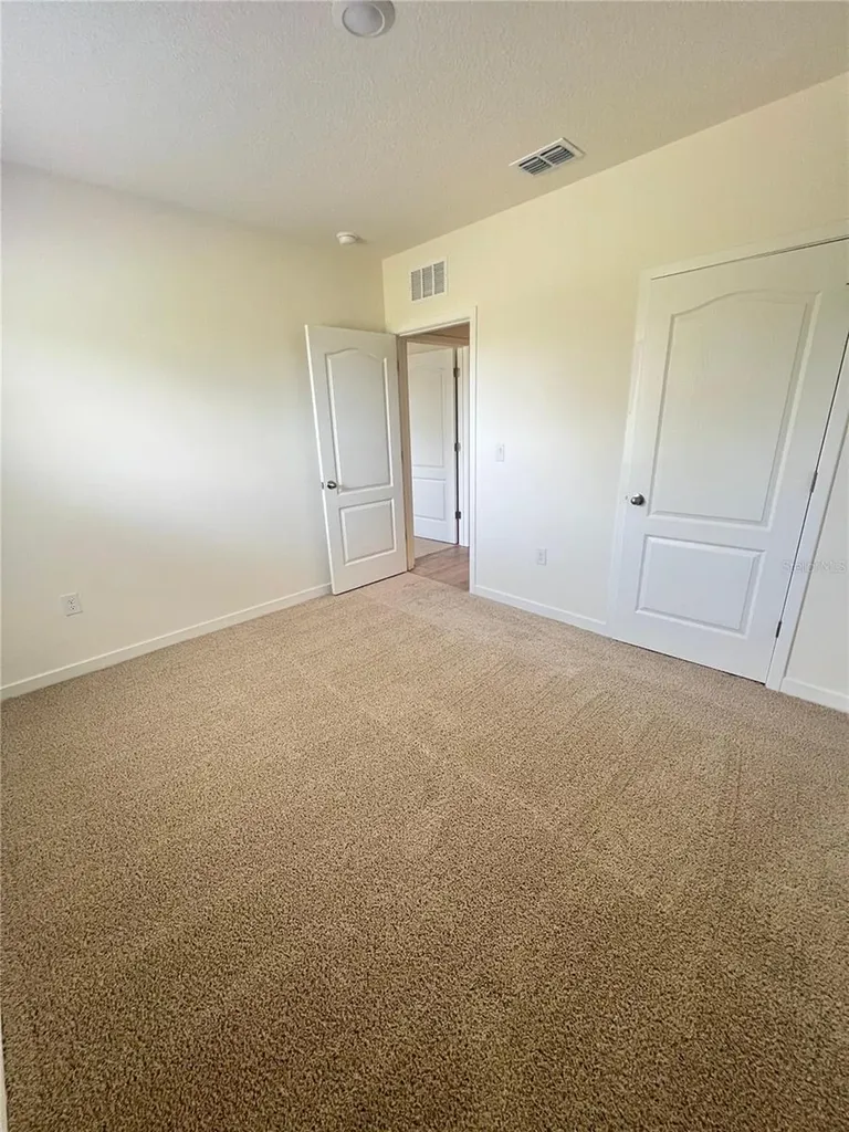2085 Walnut Creek Drive Kissimmee FL 34744