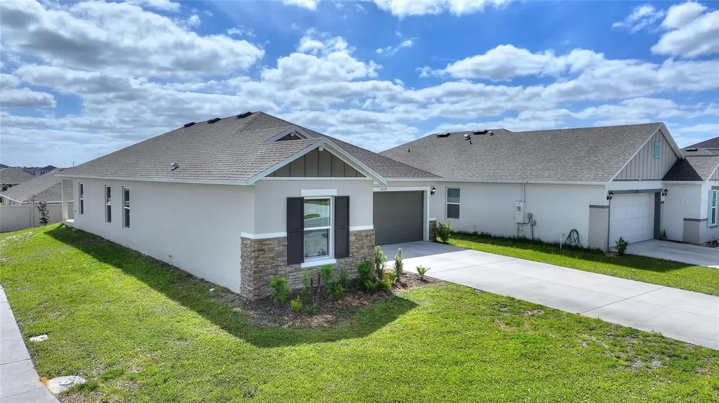 9239 Westside Hills Drive Davenport FL 33896