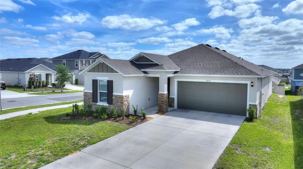 9239 Westside Hills Drive Davenport FL 33896