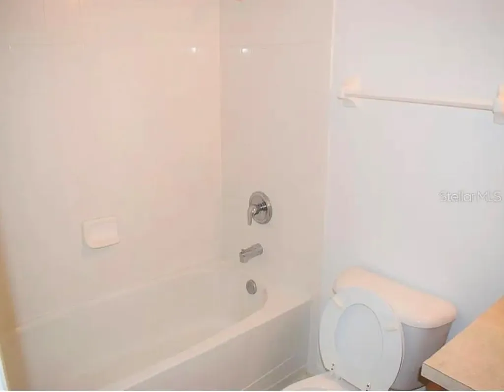 521 Cresting Oak Circle Orlando FL 32824