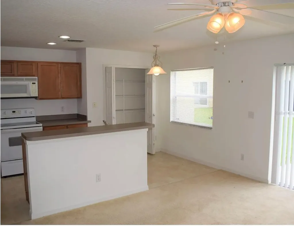 521 Cresting Oak Circle Orlando FL 32824