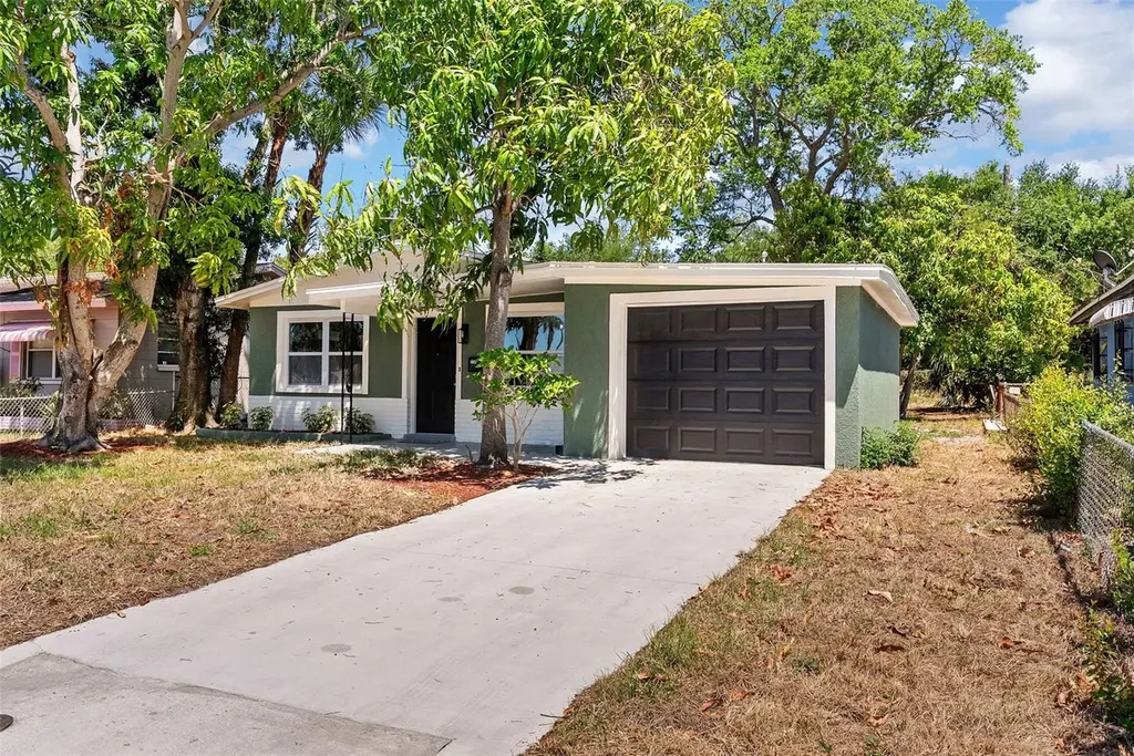 2310 33rd Street S St Petersburg FL 33712
