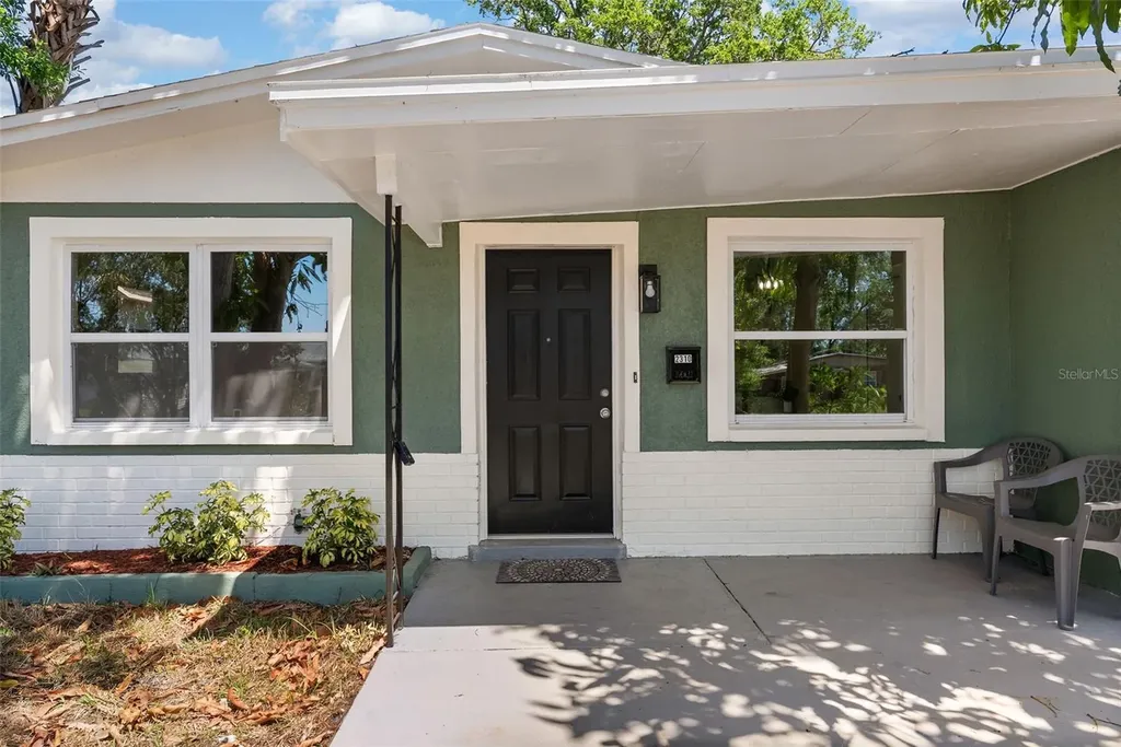 2310 33rd Street S St Petersburg FL 33712