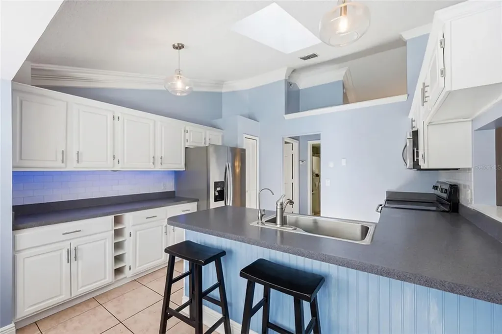 4609 Tiffany Woods Circle Oviedo FL 32765