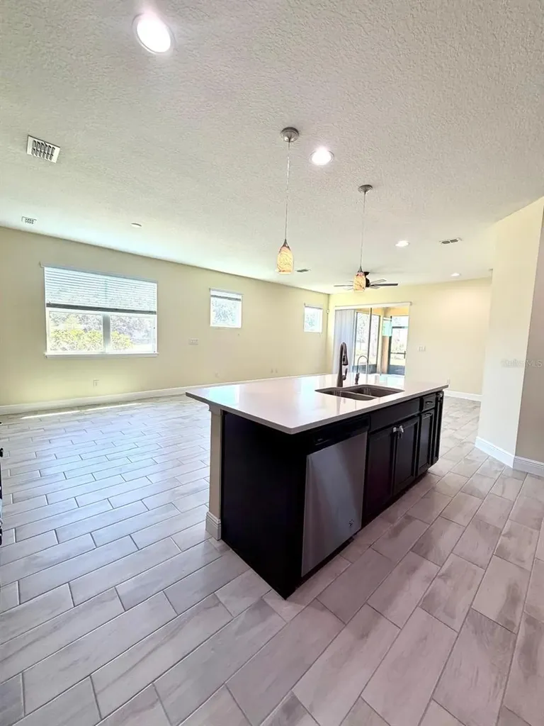 6206 Scarlet Darter Way Tampa FL 33625
