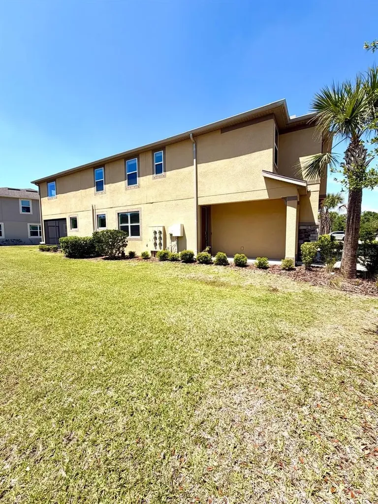 6206 Scarlet Darter Way Tampa FL 33625