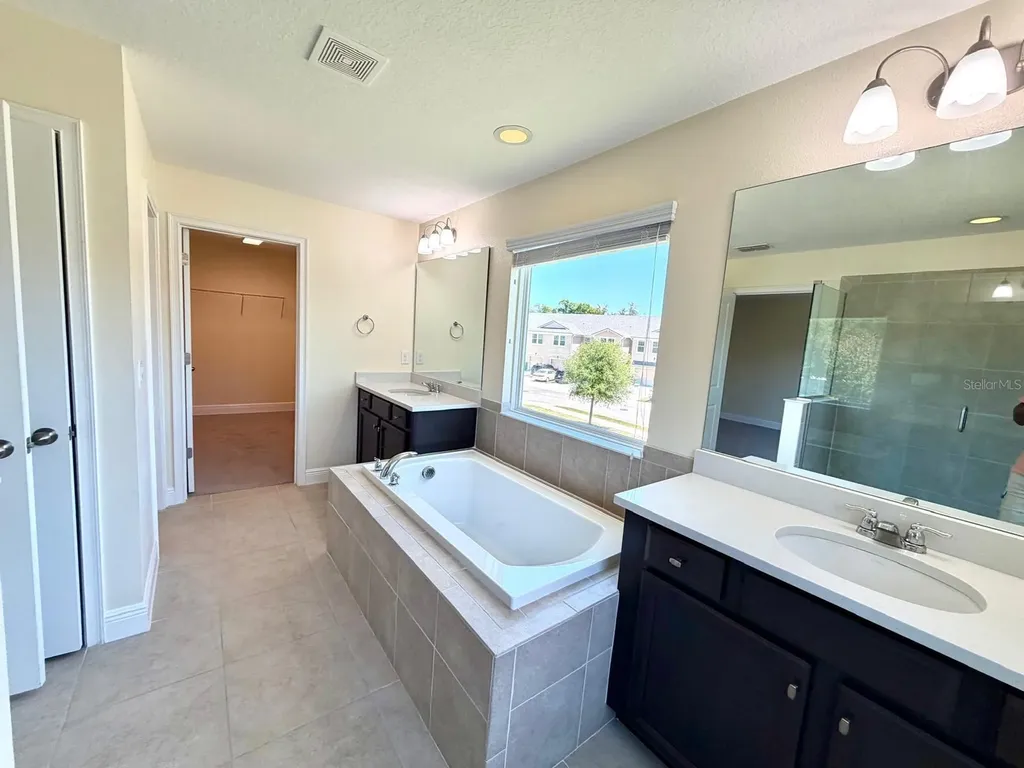 6206 Scarlet Darter Way Tampa FL 33625