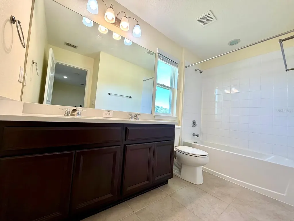 6206 Scarlet Darter Way Tampa FL 33625
