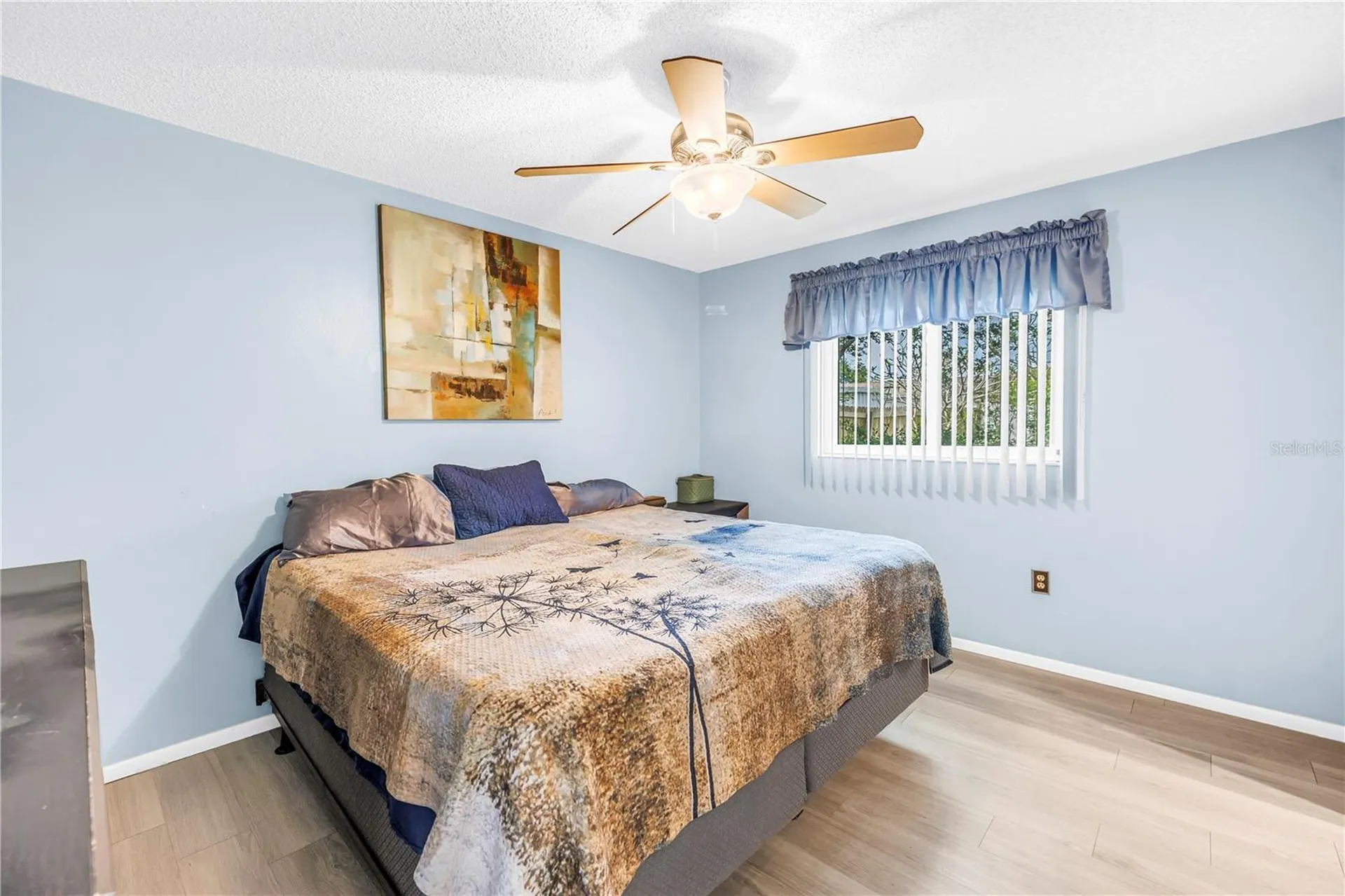 7249 56th Avenue N St Petersburg FL 33709