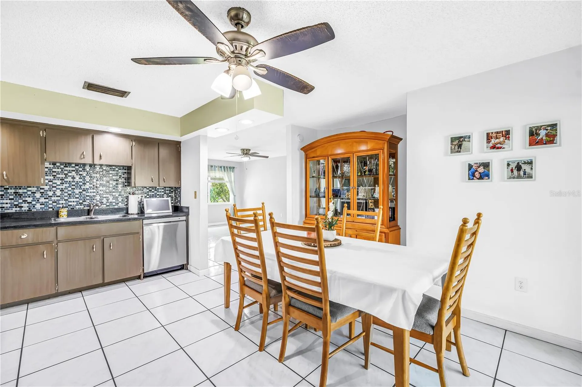 7249 56th Avenue N St Petersburg FL 33709