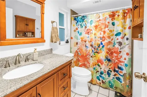 7249 56th Avenue N St Petersburg FL 33709