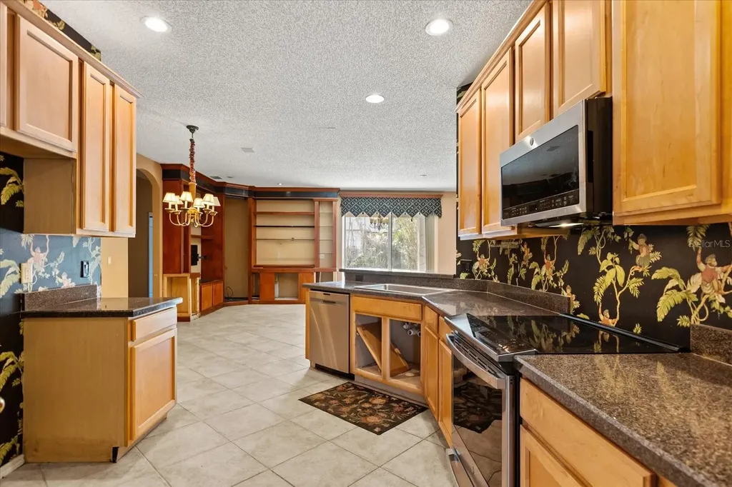13853 Sunshowers Circle Orlando FL 32828