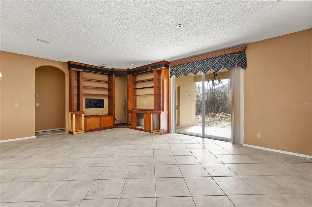 13853 Sunshowers Circle Orlando FL 32828