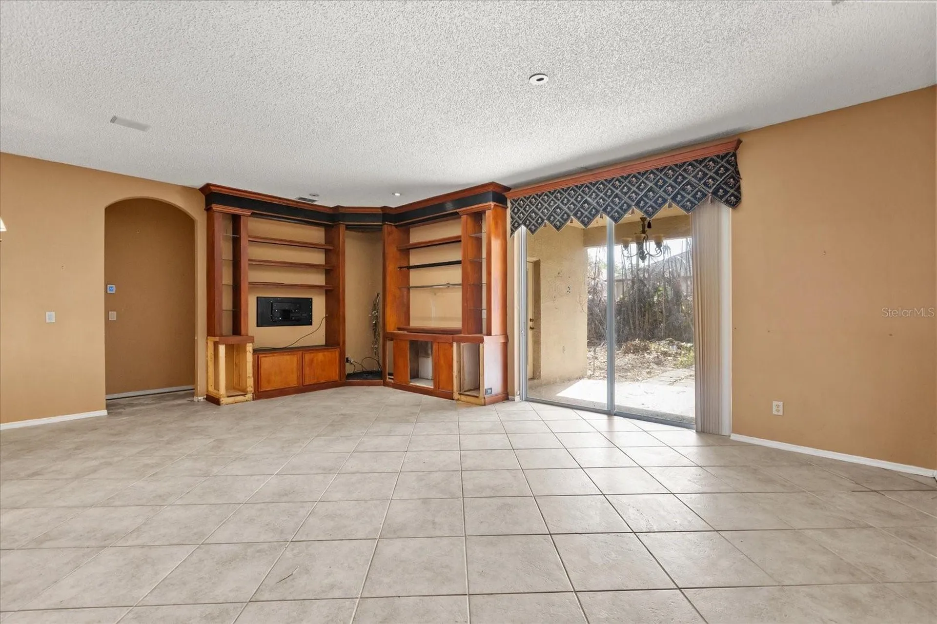 13853 Sunshowers Circle Orlando FL 32828