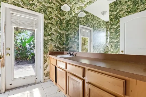 13853 Sunshowers Circle Orlando FL 32828