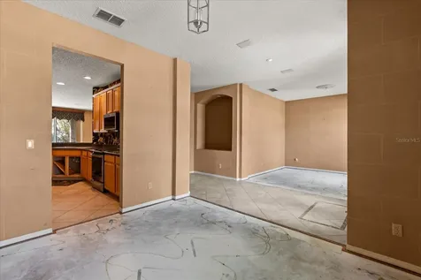 13853 Sunshowers Circle Orlando FL 32828