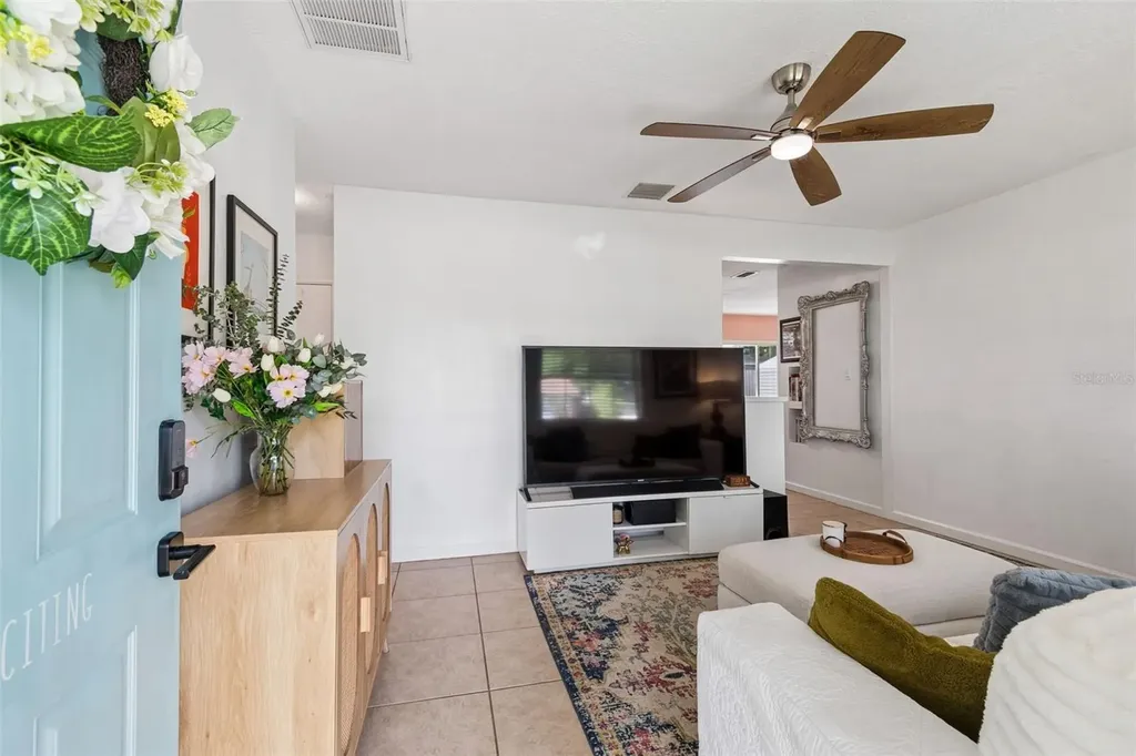 4224 W Bay Vista Avenue Tampa FL 33611