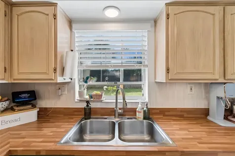 4224 W Bay Vista Avenue Tampa FL 33611