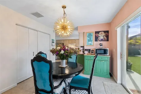 4224 W Bay Vista Avenue Tampa FL 33611