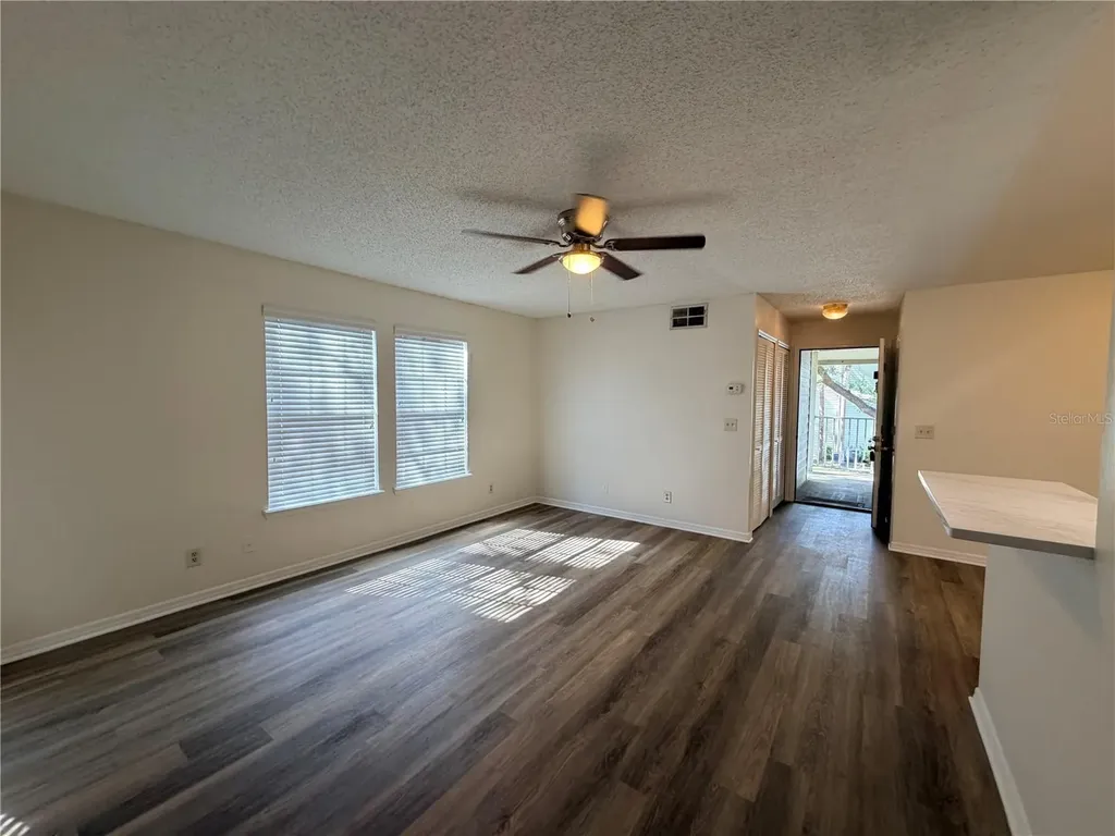 5986 Westgate Drive Orlando FL 32835