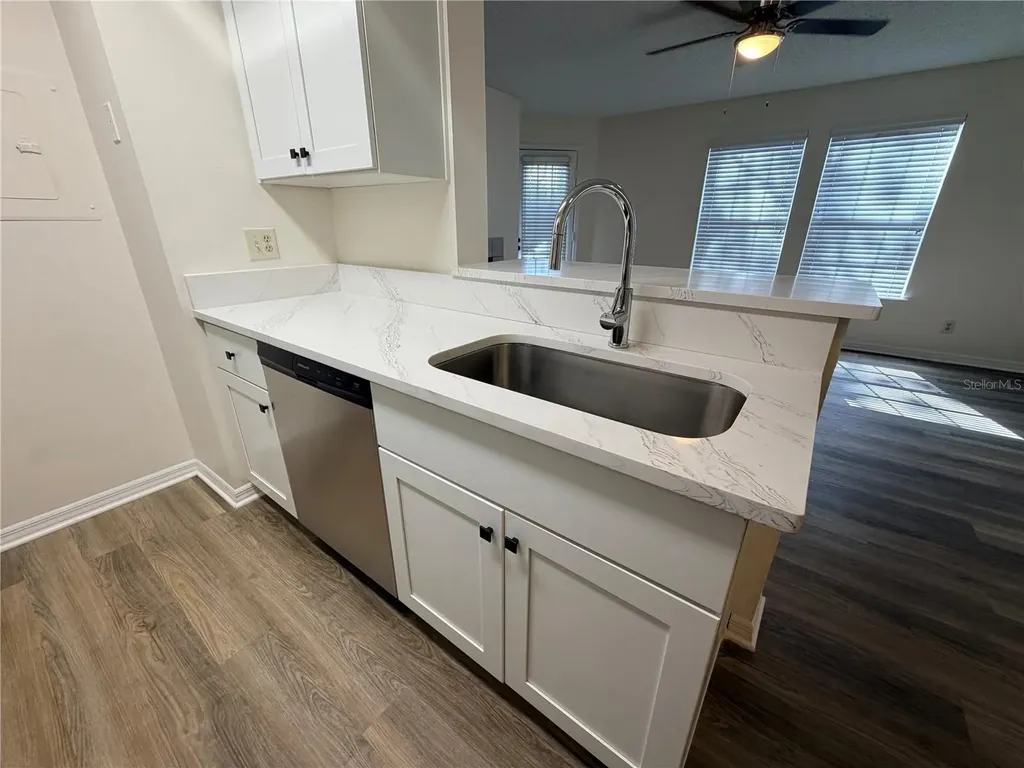 5986 Westgate Drive Orlando FL 32835