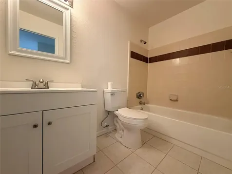 5986 Westgate Drive Orlando FL 32835
