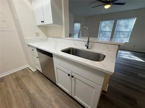 5986 Westgate Drive Orlando FL 32835