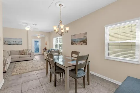 105 Littleton Circle Deland FL 32724