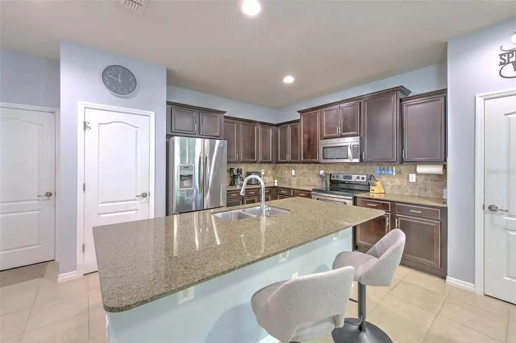 9033 Aspen Hollow Place Riverview FL 33578