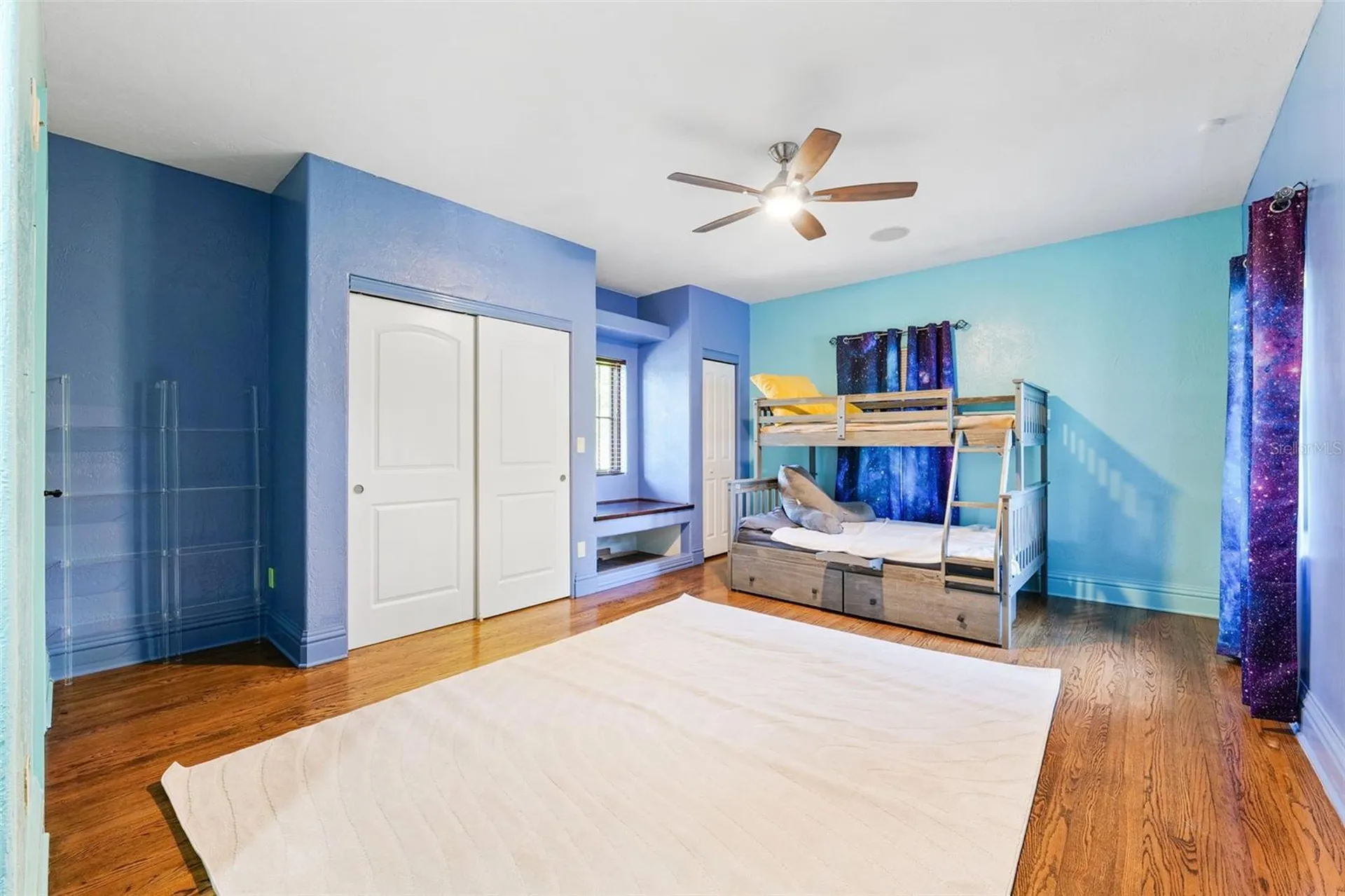 4555 W Swann Avenue Tampa FL 33609