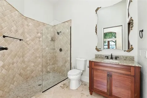 4555 W Swann Avenue Tampa FL 33609