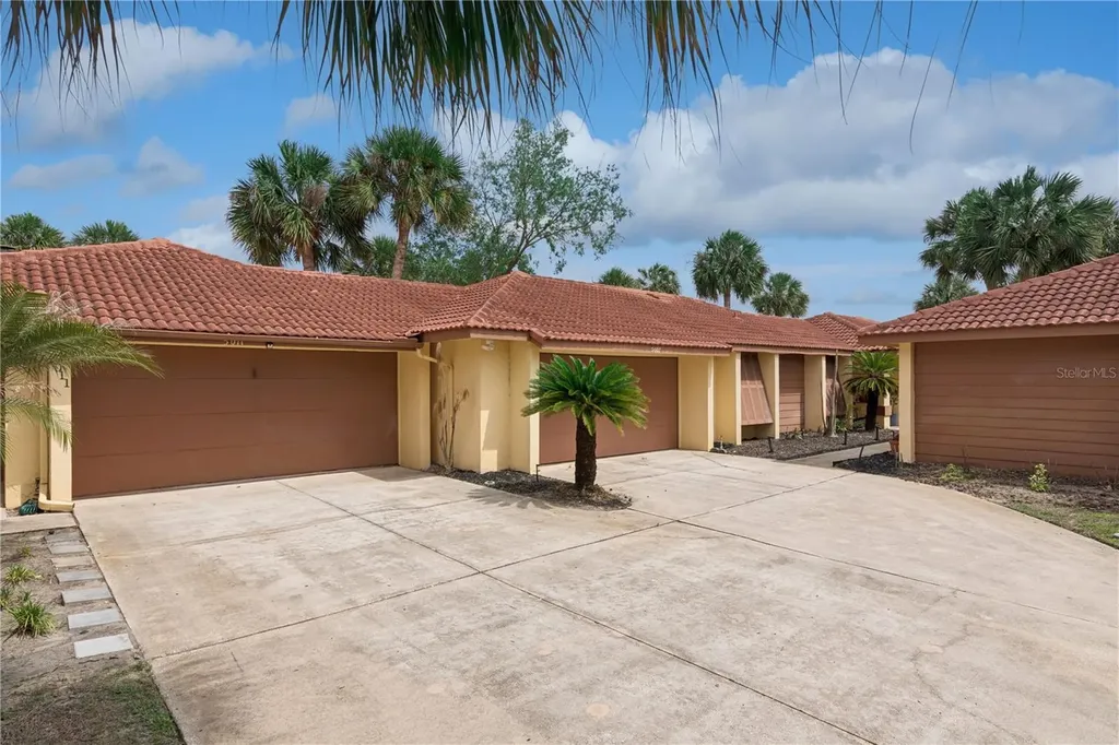 5007 Nassau Circle Orlando FL 32808