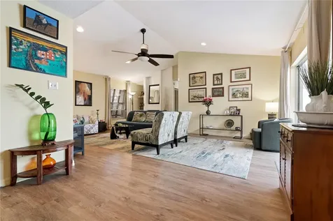 5007 Nassau Circle Orlando FL 32808
