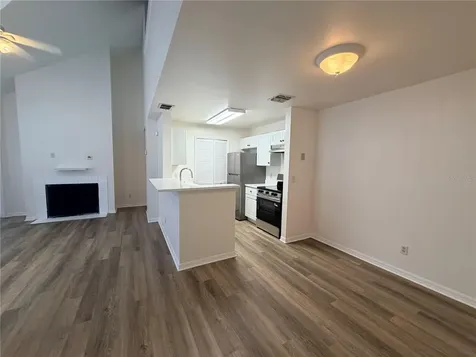 6184 Westgate Drive Orlando FL 32835