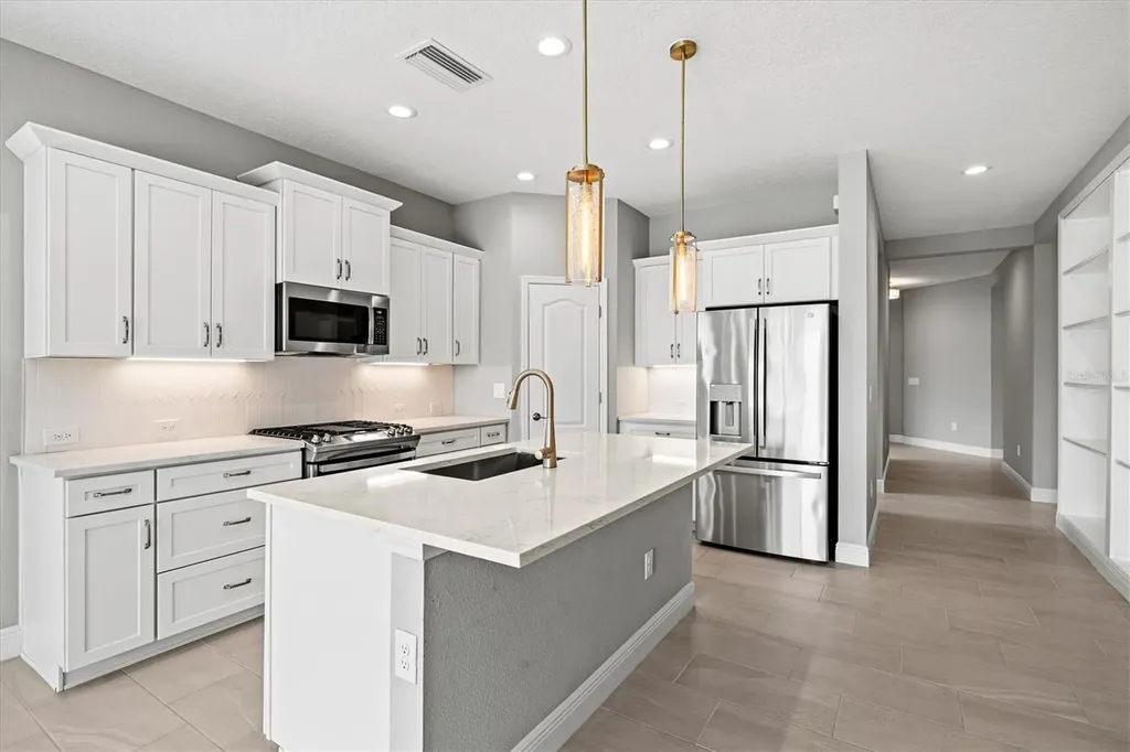 3714 Woodmont Drive Parrish FL 34219